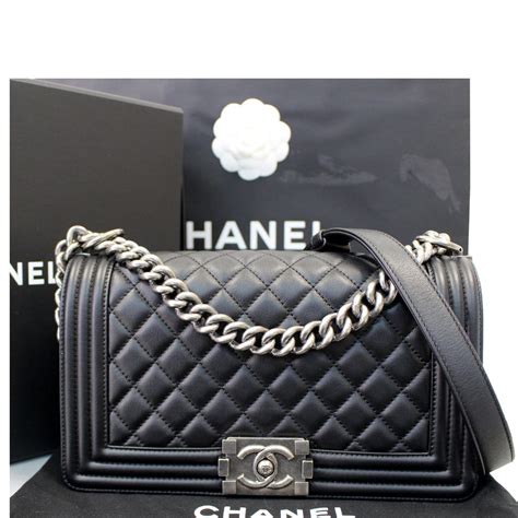 Chanel boy bag medium price